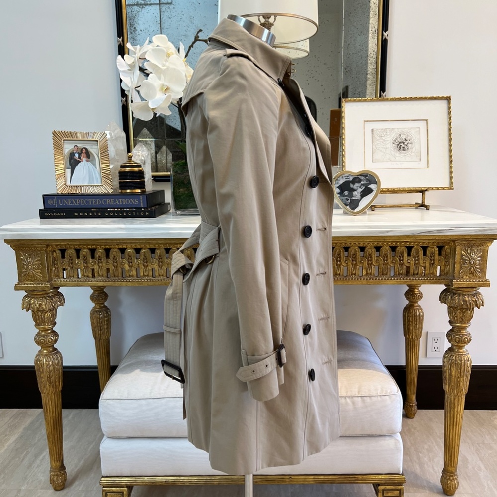 Burberry Trench Coat, The Sandringham - Worn once - In perfect condition - Picture 7 of 9